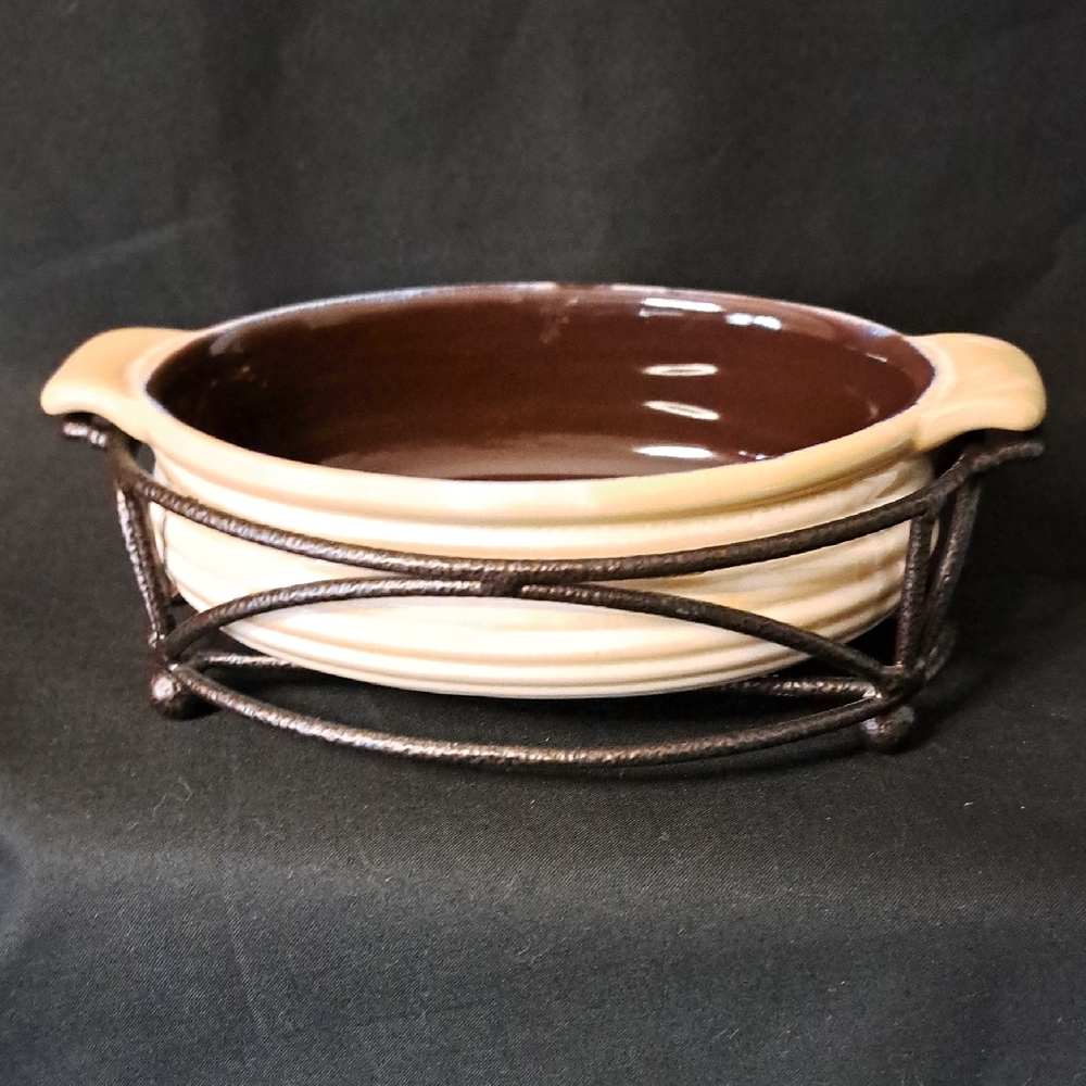 Tastefully Simple Dip Crock with Metal Stand